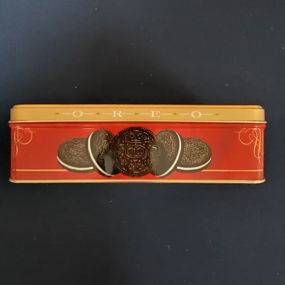 Vintage 1994 Oreo Unlock the Magic Holiday Tin Grandfather Remembers Empty - Picture 4 of 5